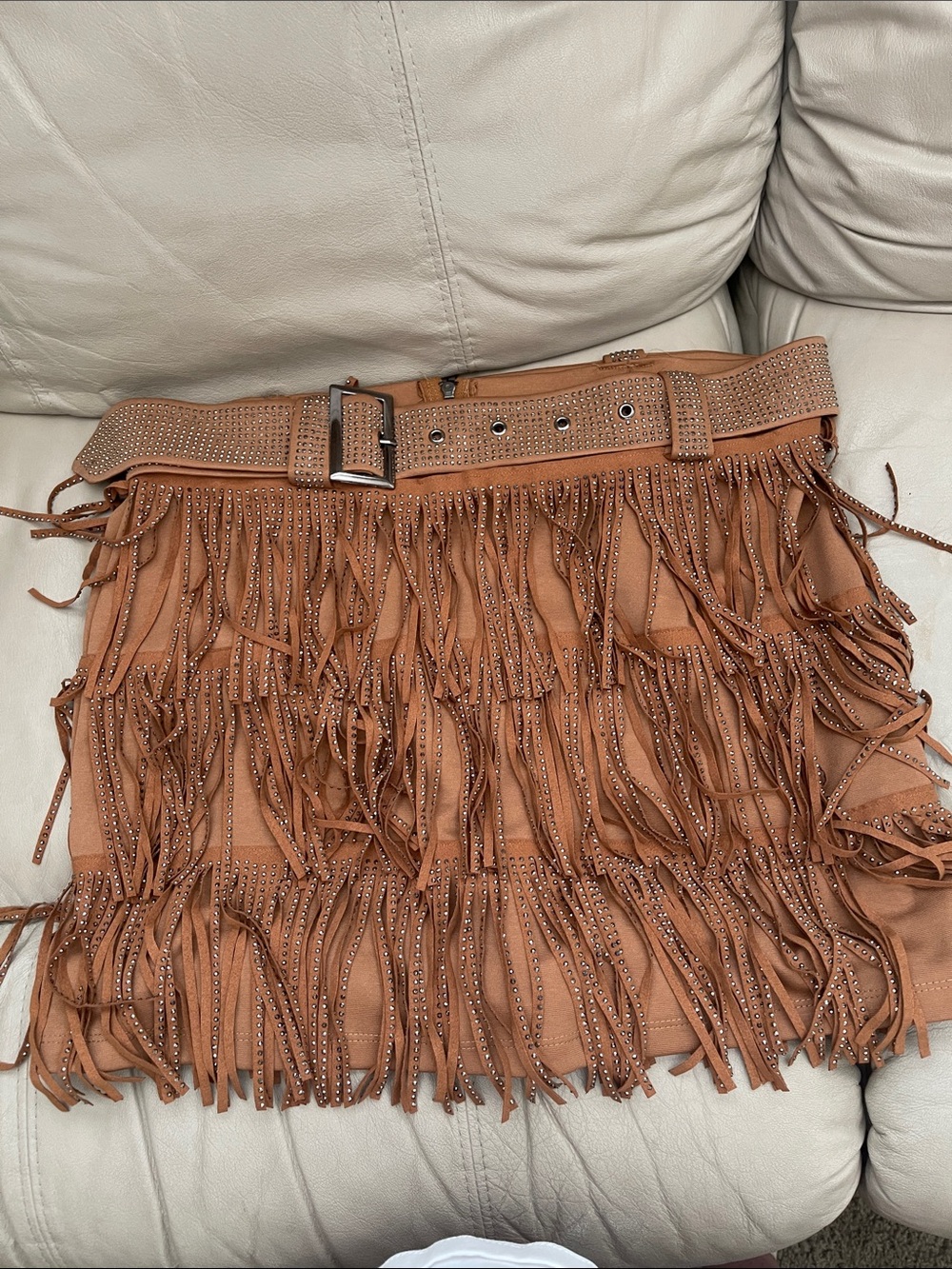 Blushing Brunette Women’s Eye Catcher Fringe Belted Skort Large
